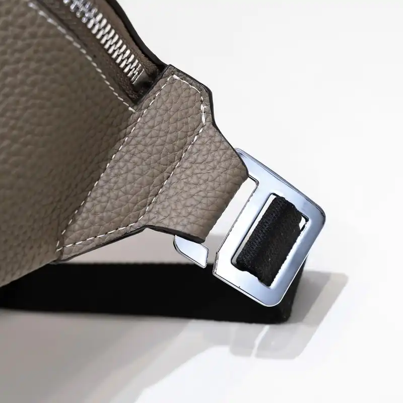 Hermès Bag 2212YZ0034