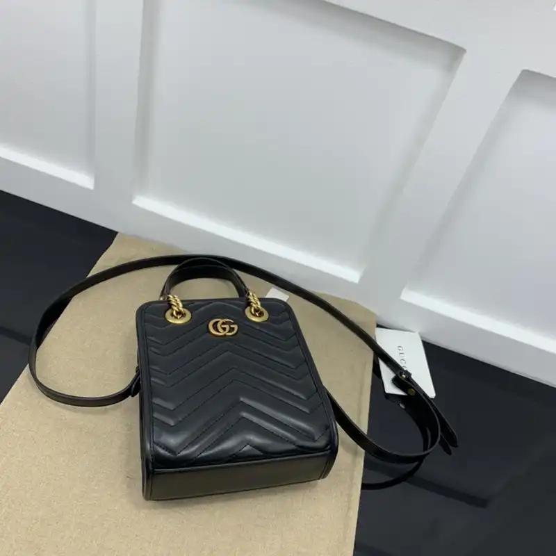 G*u*i bag 2301ya0002