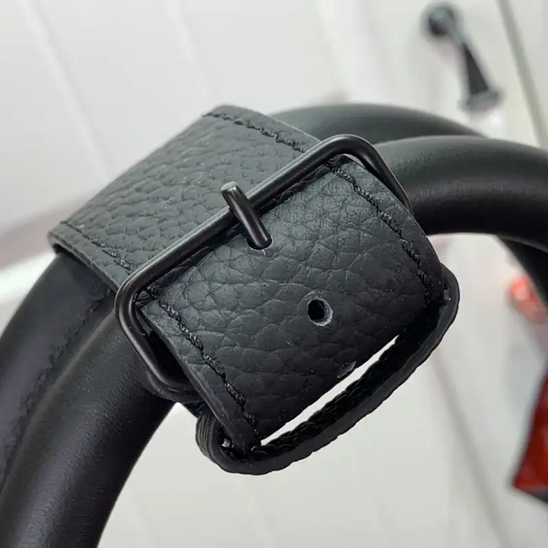 LV Bag 2304DJ0004