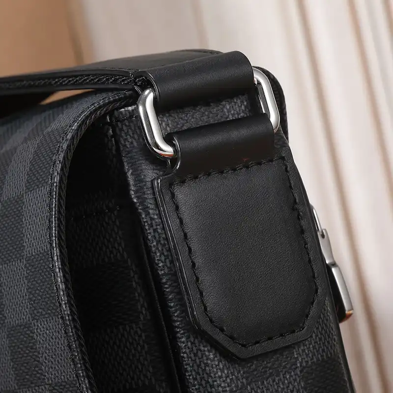 LV Bag 2304DJ0041