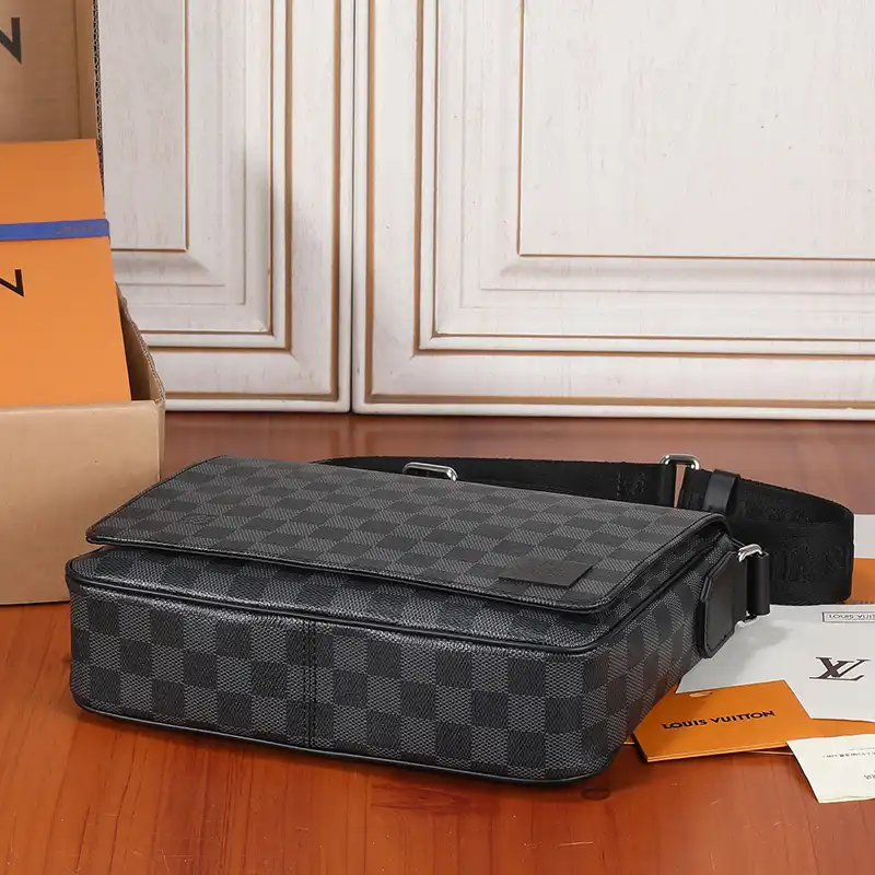 LV Bag 2304DJ0041