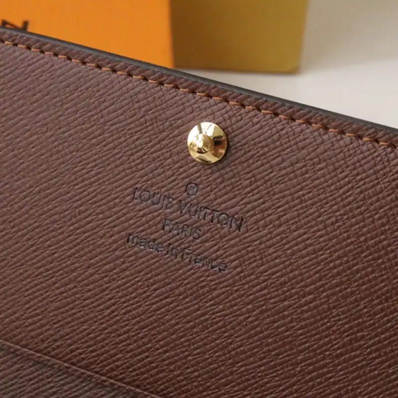 LV Bag 2304DJ0113
