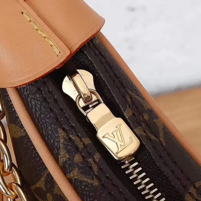 LV Bag 2304HT0004