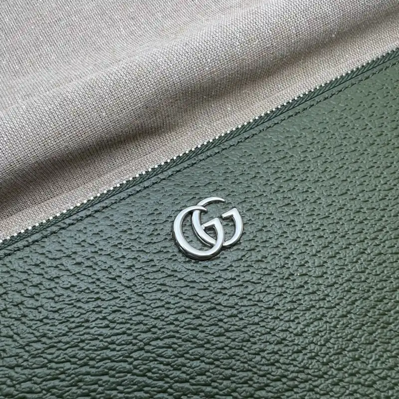 G*u*i bag 2304ya0073