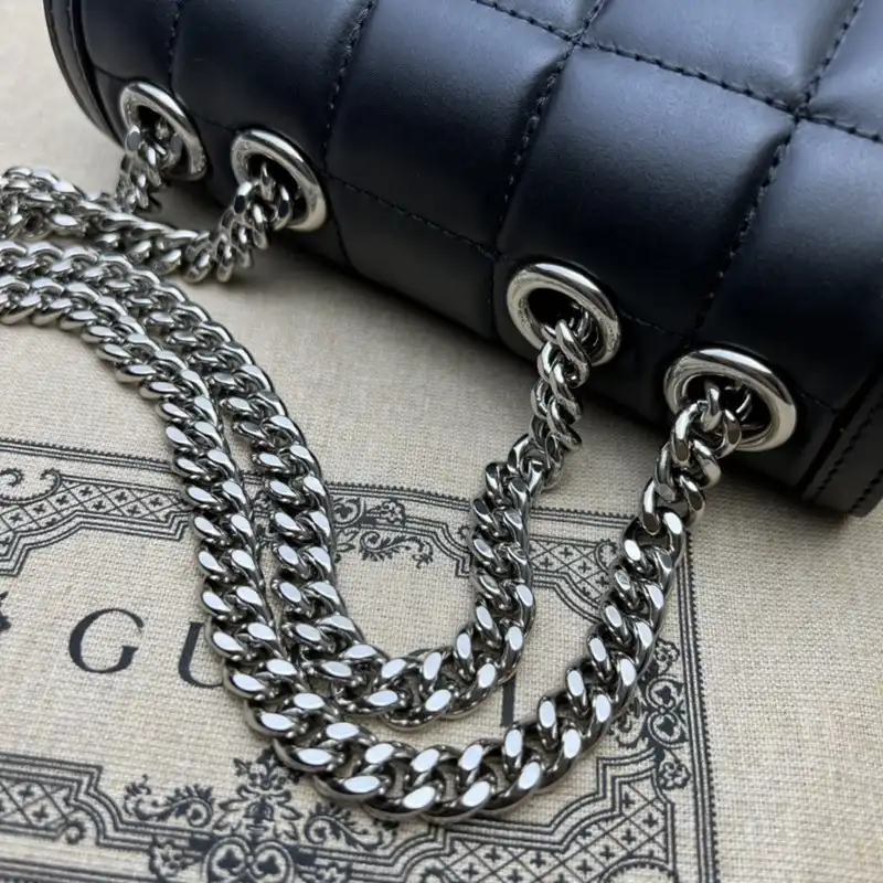G*u*i bag 2304ya0083