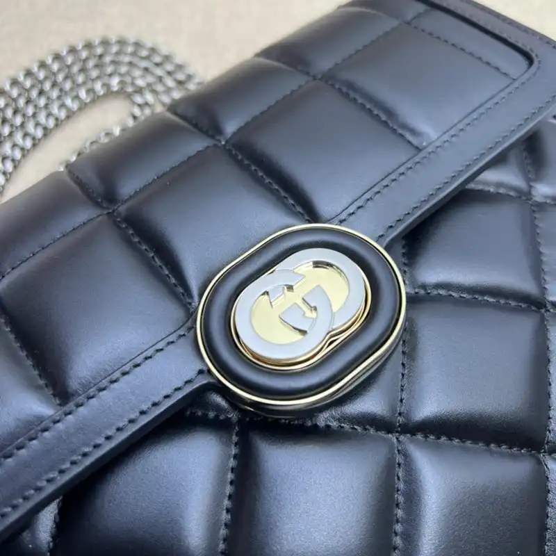 G*u*i bag 2304ya0084
