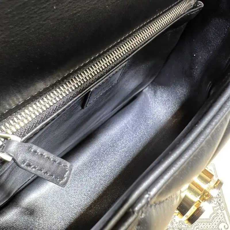 G*u*i bag 2304ya0084