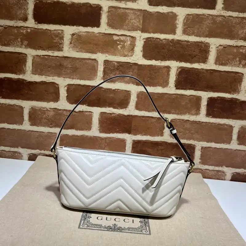 G*u*i bag 2304ya0090