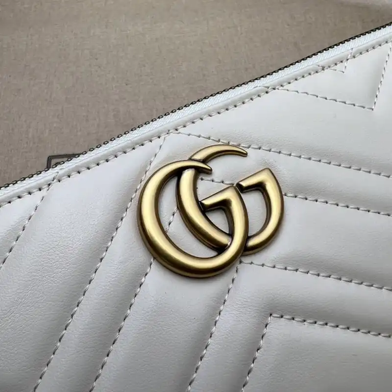G*u*i bag 2304ya0090