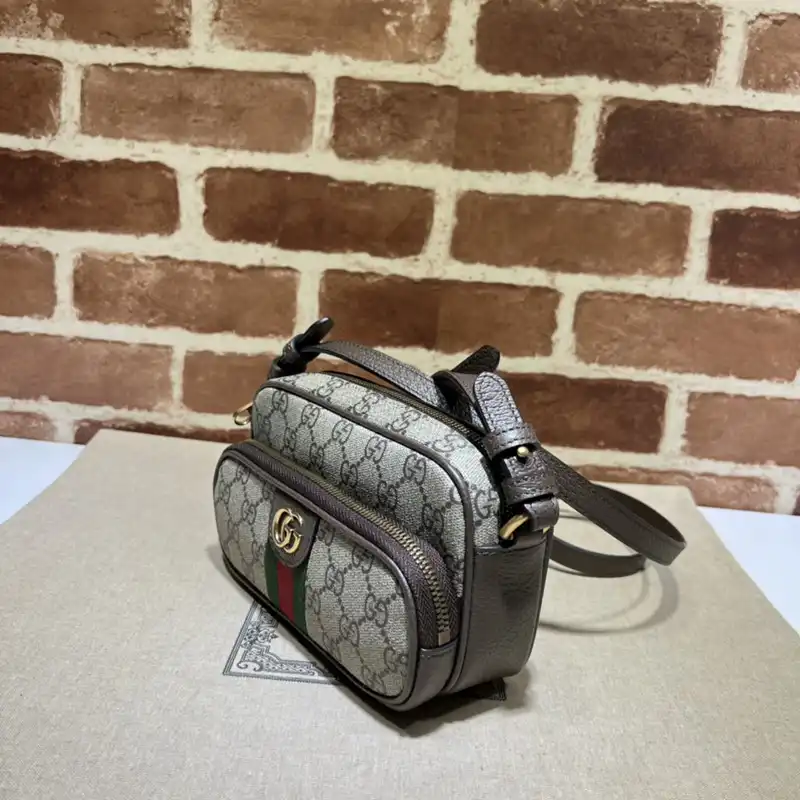 G*u*i bag 2304ya0151