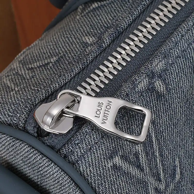 LV Bag 2306YA0001