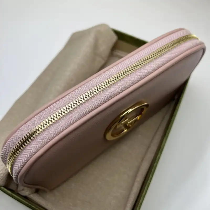 G*u*i bag 2306ya0082