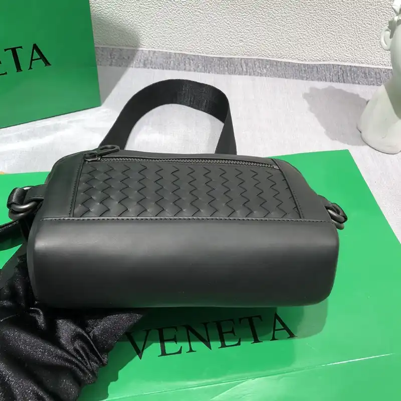 b0tte*a Ven*ta bag 2306yz0010