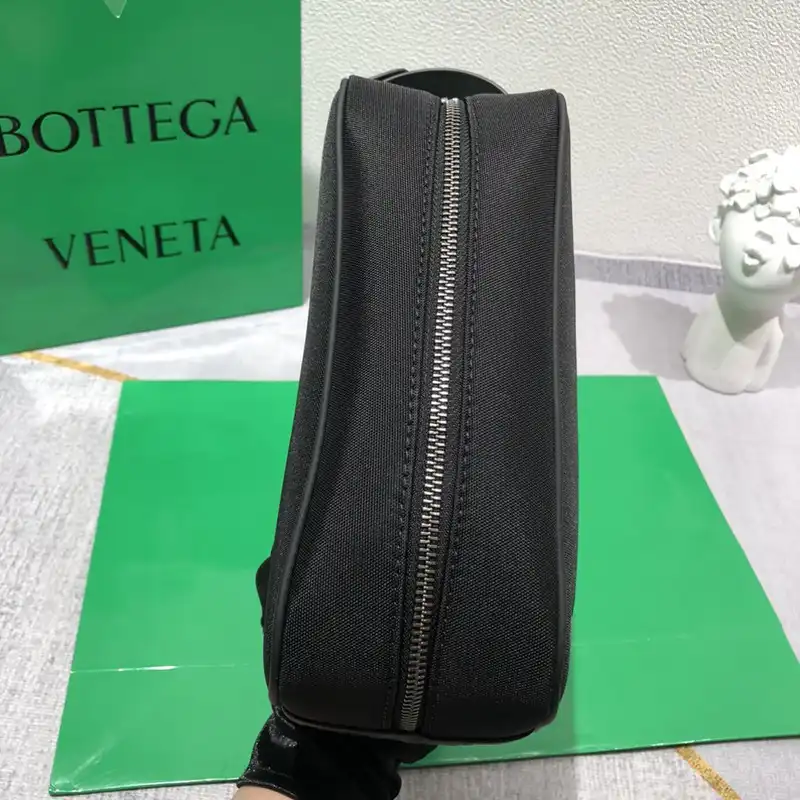 b0tte*a Ven*ta bag 2306yz0011