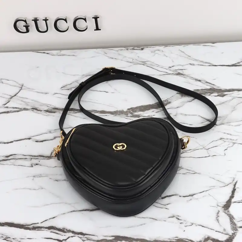 G*u*i bag 2309ya0034