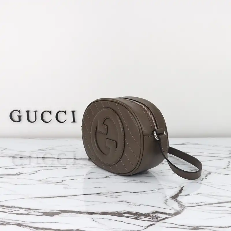 G*u*i bag 2309ya0042
