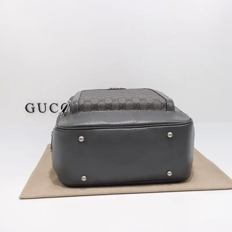 G*u*i bag 2309ya0106