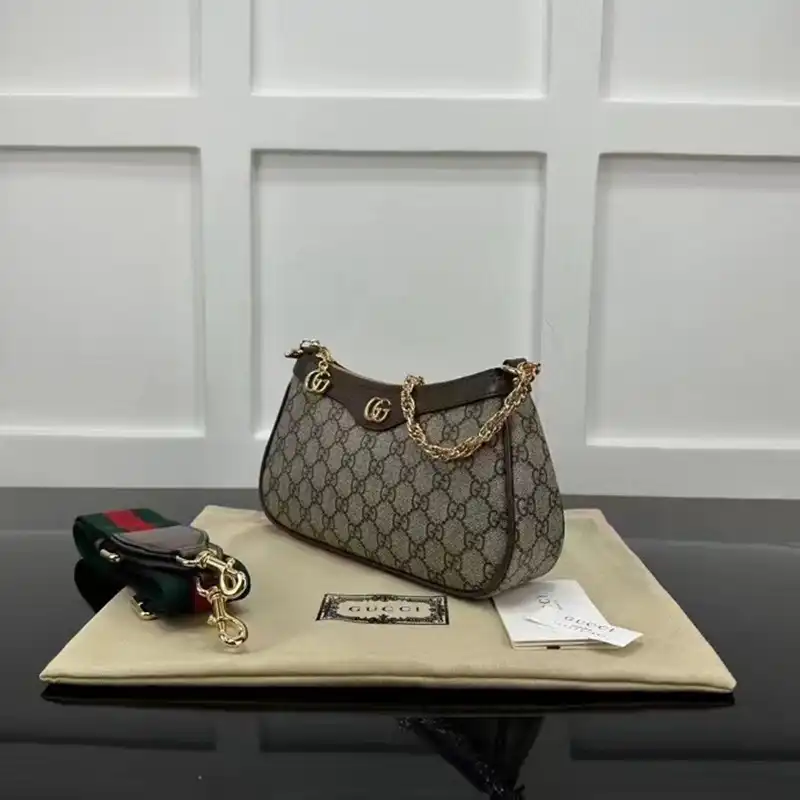 G*u*i bag 2402ht0009