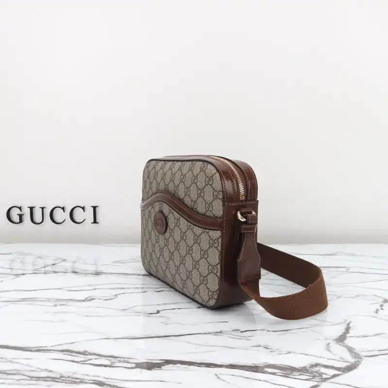 G*u*i bags 2404ya0104