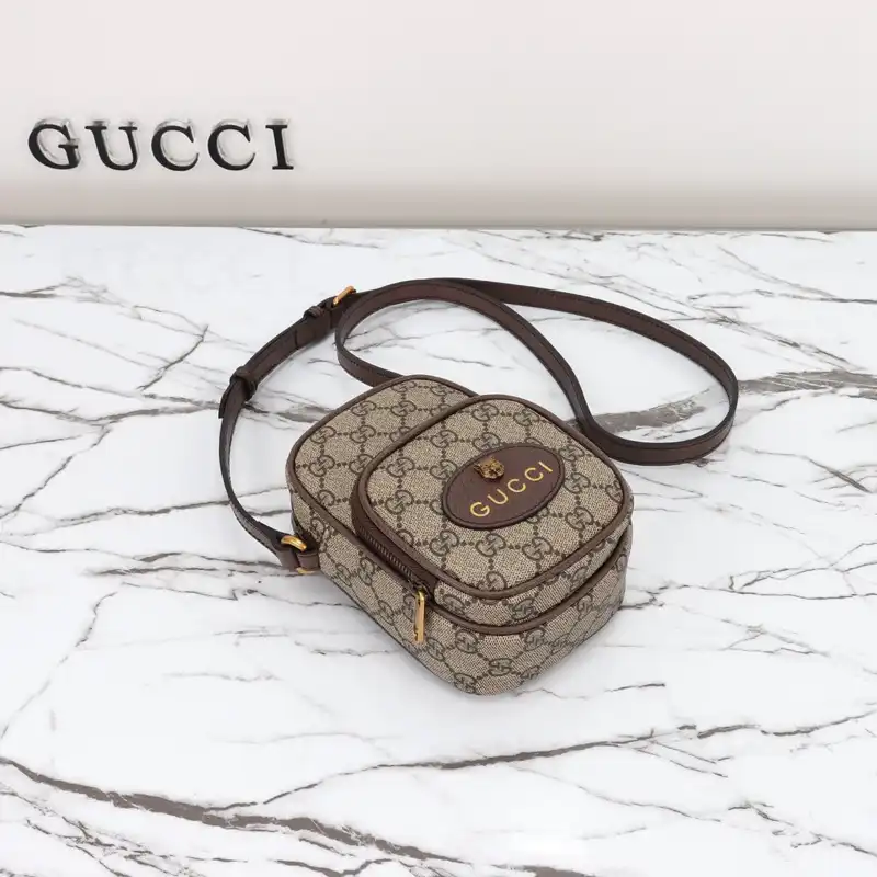 G*u*i bags 2404ya0105