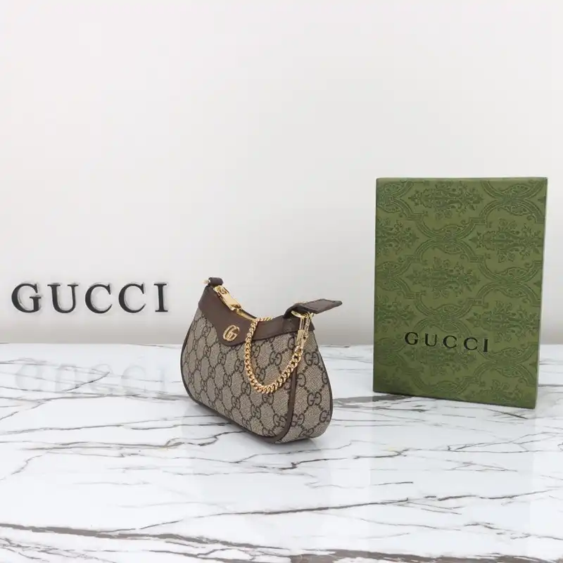 G*u*i bags 2405ya0130