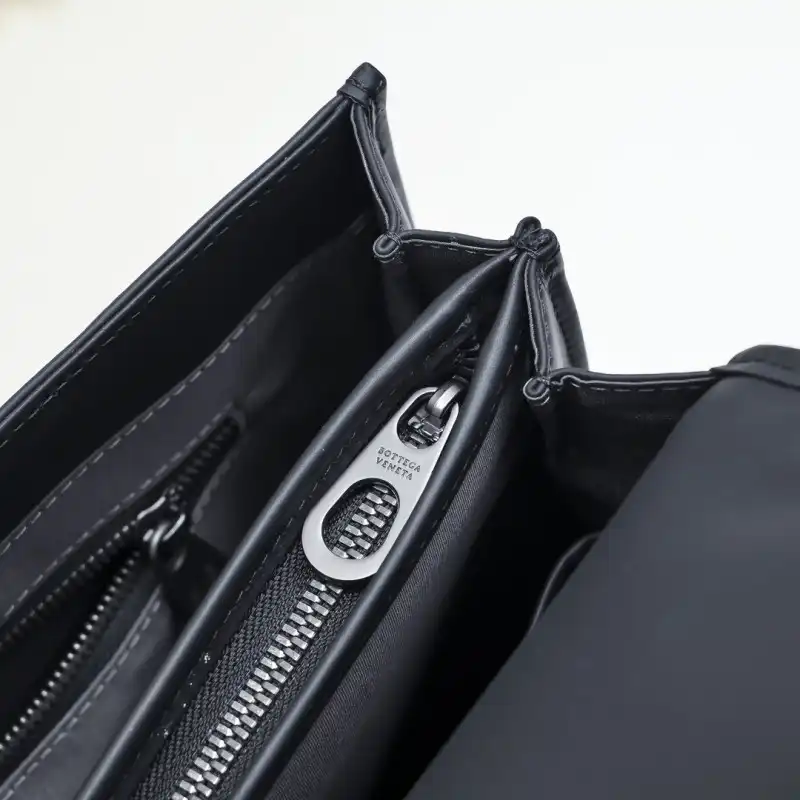 b0tte*a Ven*ta bags 2406ya0002