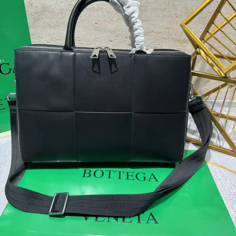 b0tte*a Ven*ta bags 2406ya0020