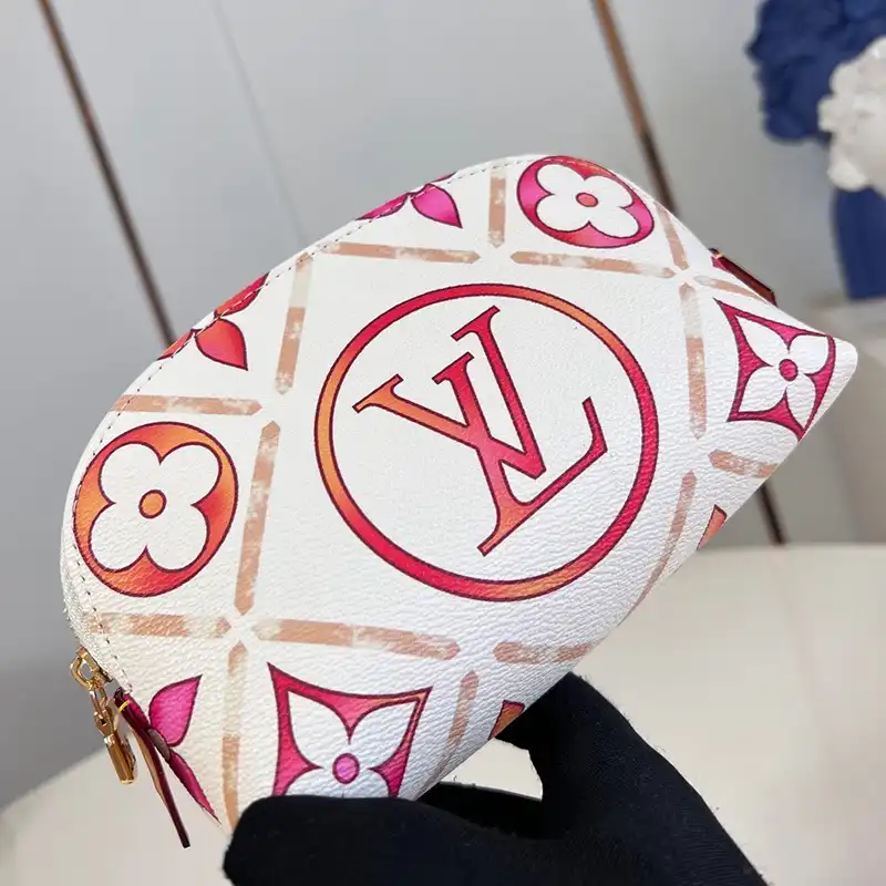 G*u*i bags 2407yz0108