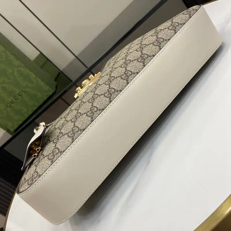 G*u*i bags 2407yz0195