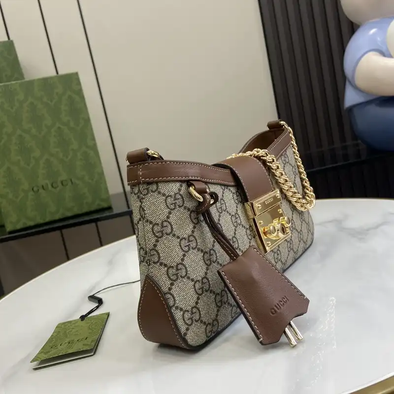 G*u*i bags 2407yz0196