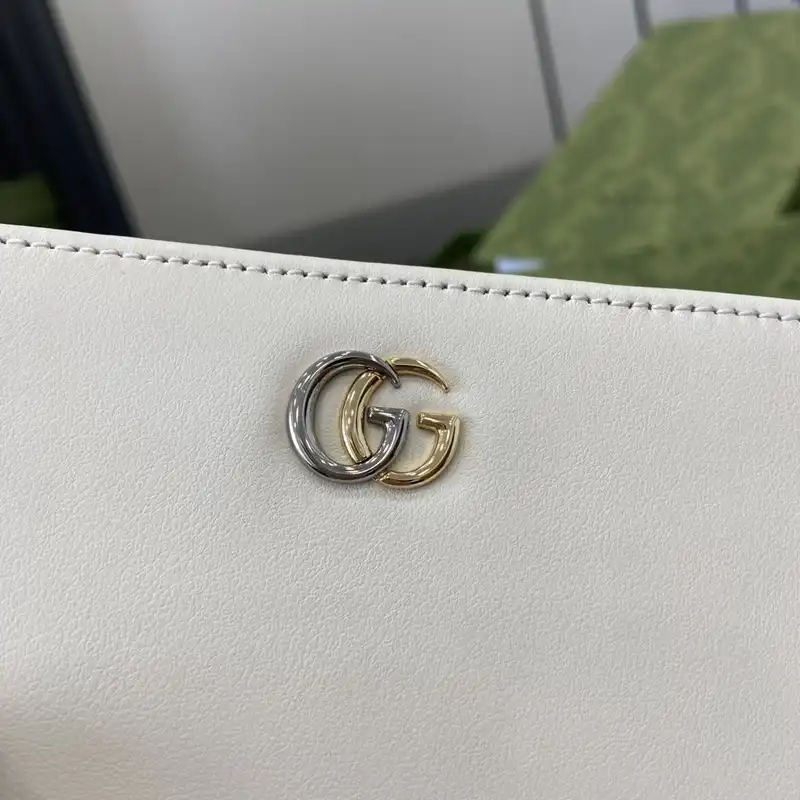 G*u*i bags 2407yz0258