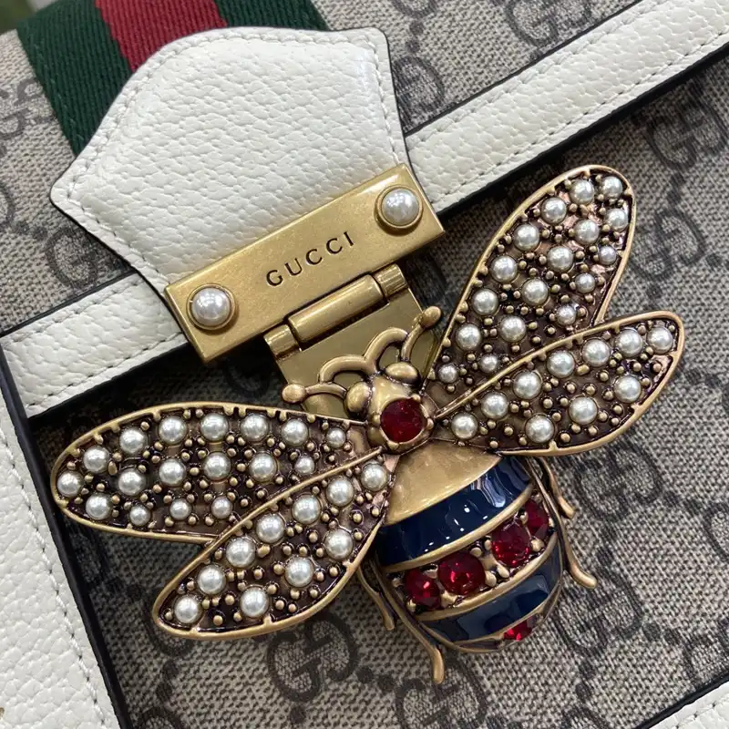 G*u*i bags 2407yz0273