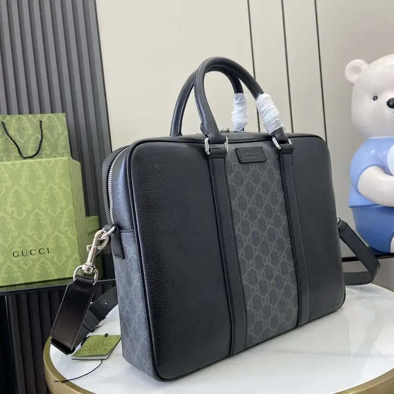G*u*i bags 2407yz0280