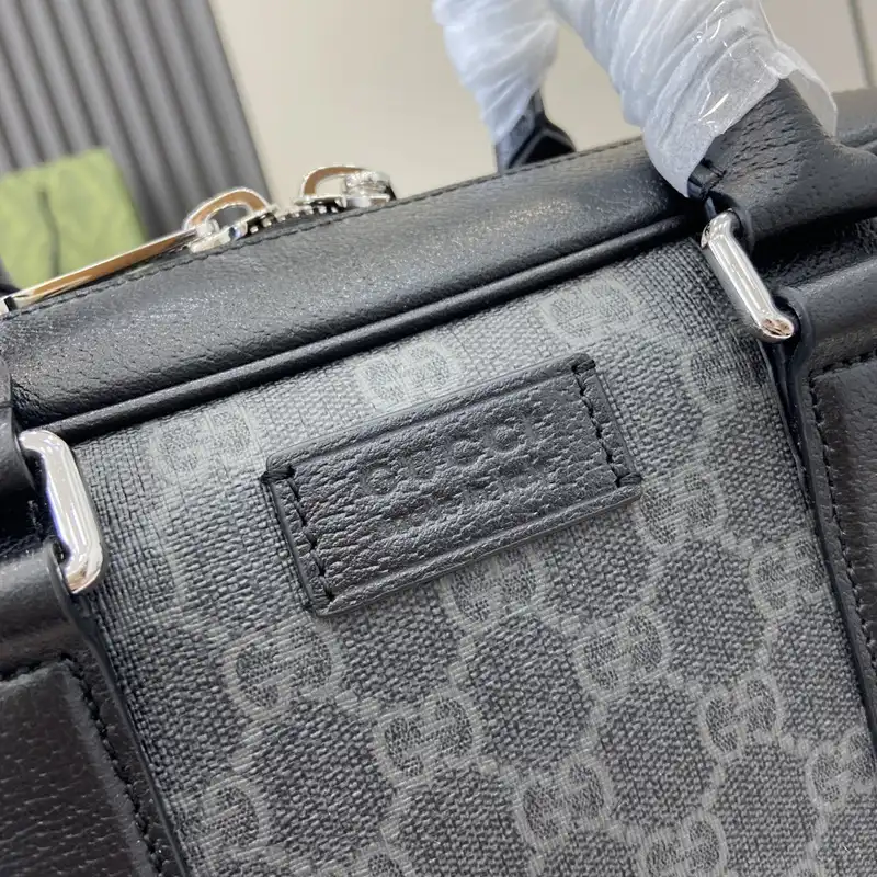G*u*i bags 2407yz0280