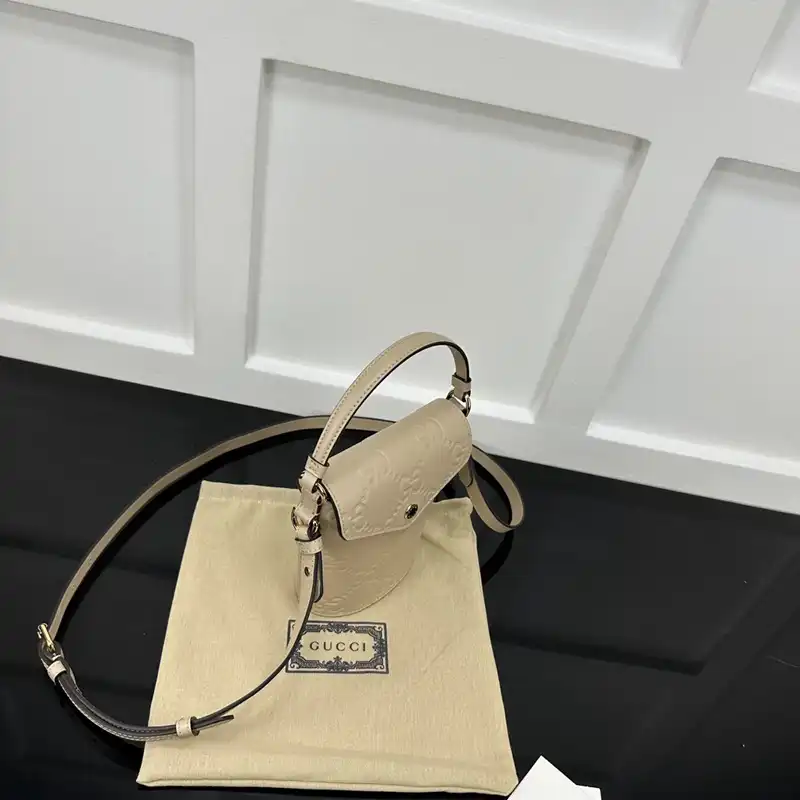 G*u*i bags 2407yz0287