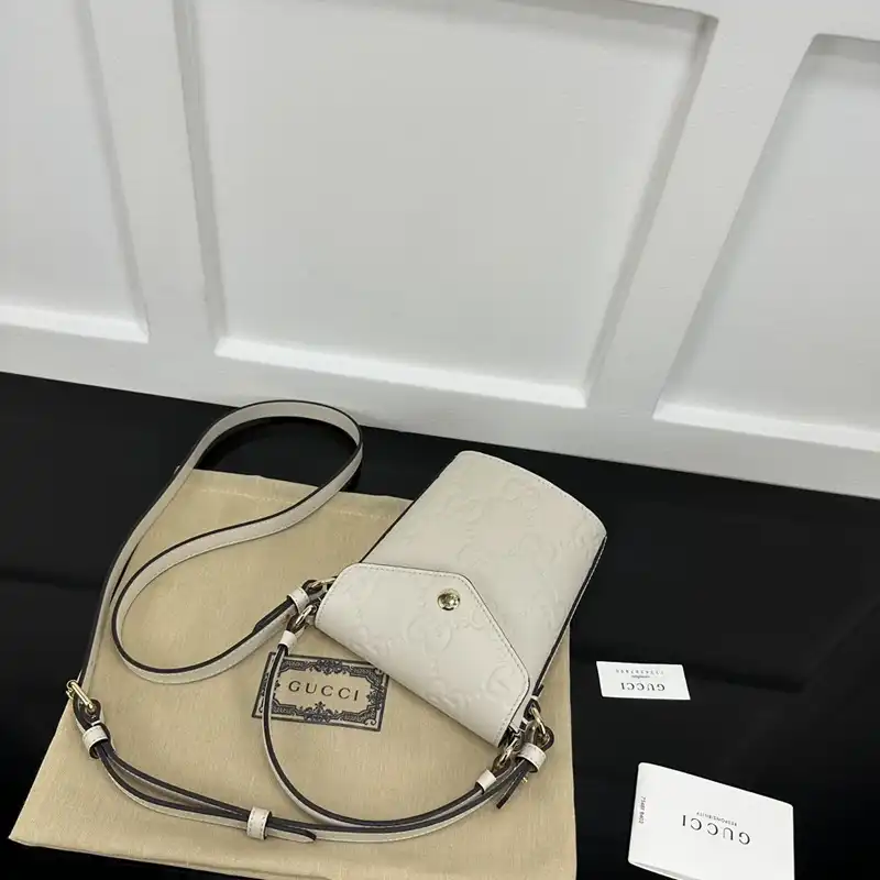 G*u*i bags 2407yz0289