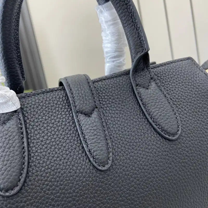 G*u*i bags 2408ya0027