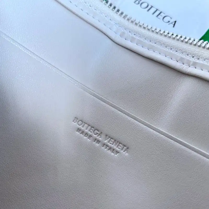 b0tte*a Ven*ta bags 2409sf0016