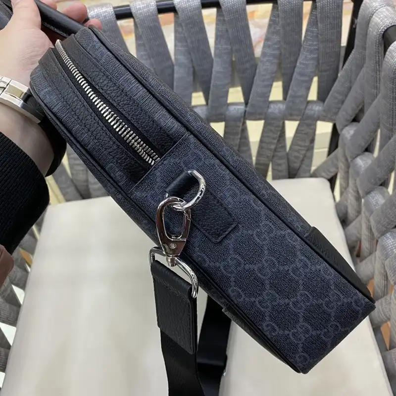 G*u*i bags 2410ya0111