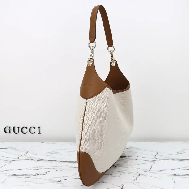 G*u*i bags 2411ya0186