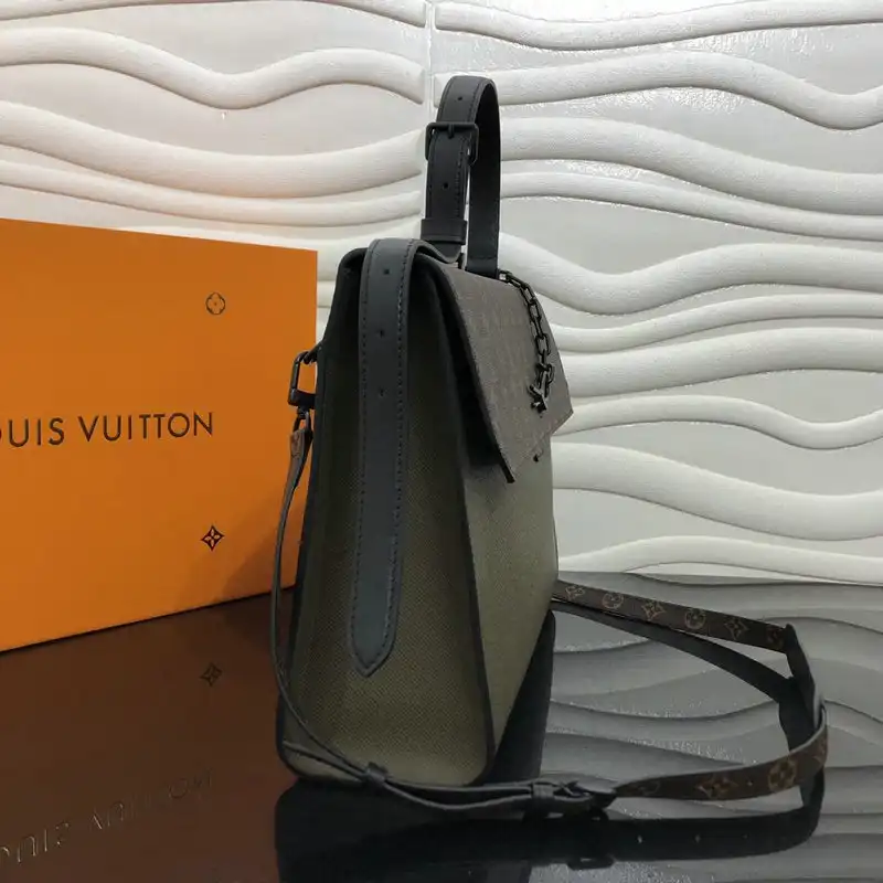 LV Bags 2012SH0053