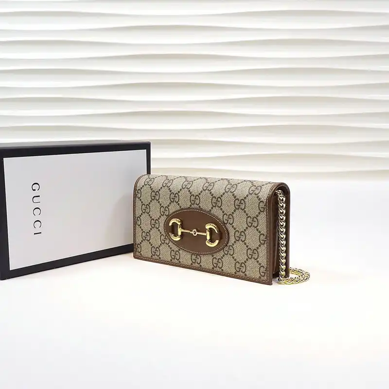 G*u*i bags 2012sh0064
