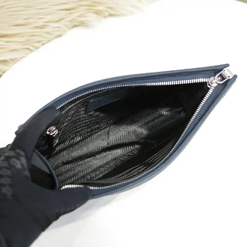 Pra*a bag 20ya11019