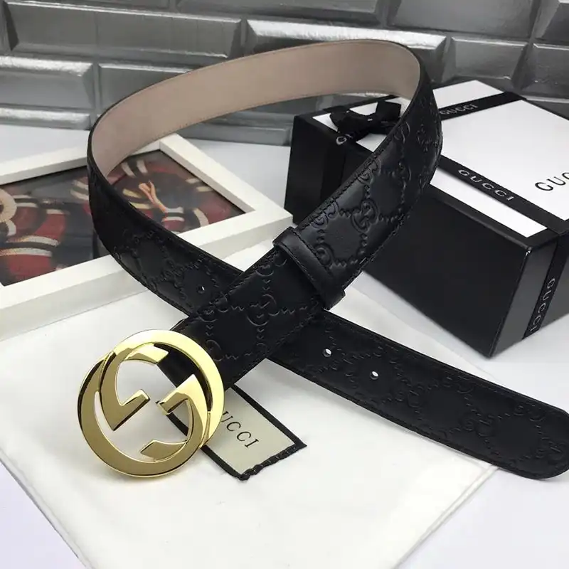 G*u*i s belts 19bl0021