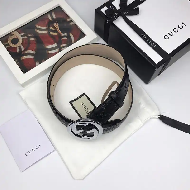 G*u*i s belts 19bl0022