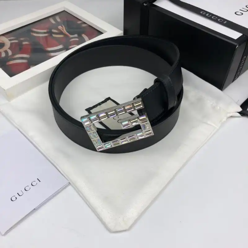 G*u*i s belts 19bl0025