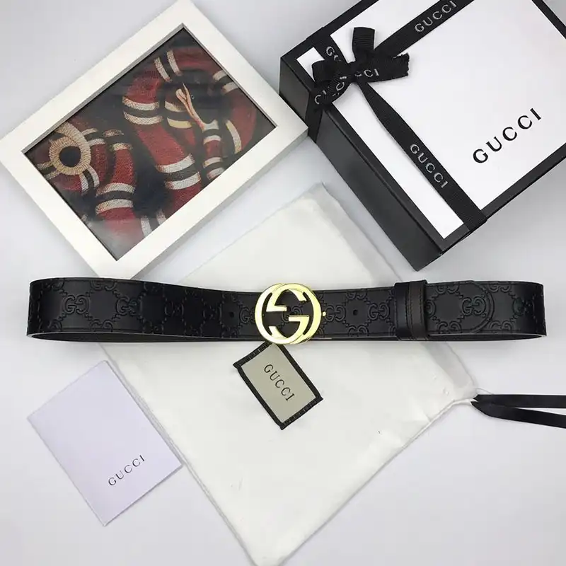 G*u*i s belts 19bl0032