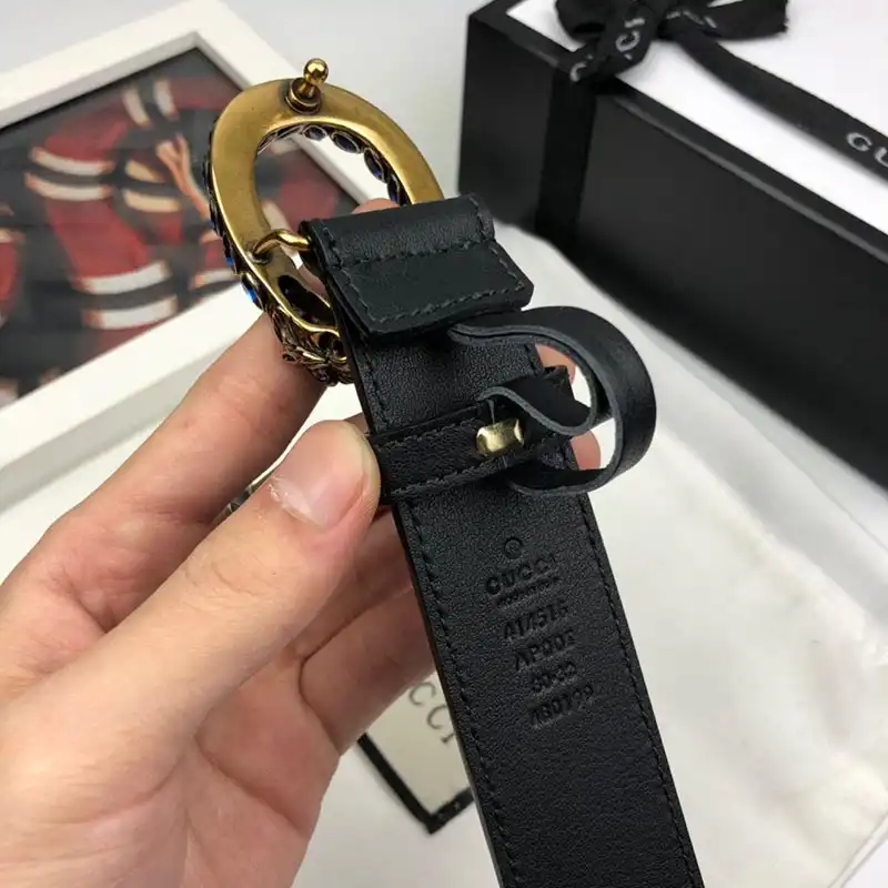 G*u*i s belts 19bl0036