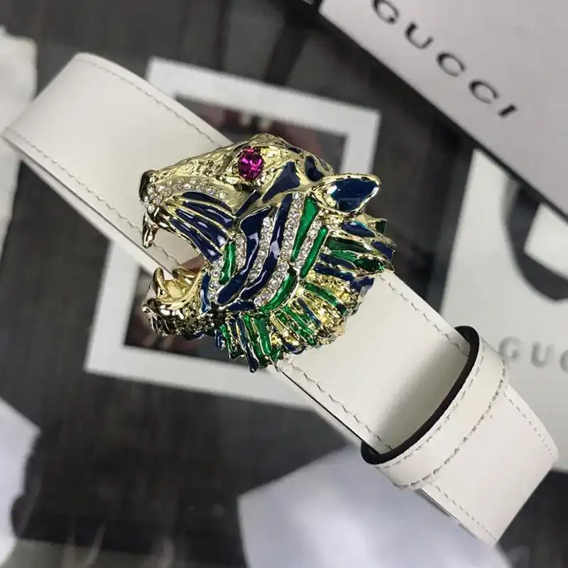 G*u*i s belts 19bl0046