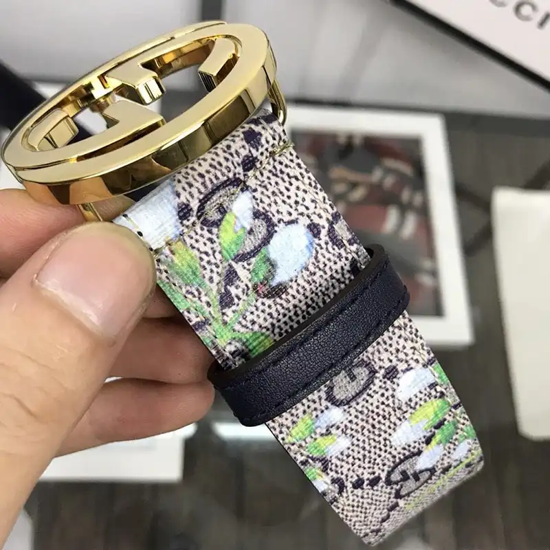 G*u*i s belts 19bl0055